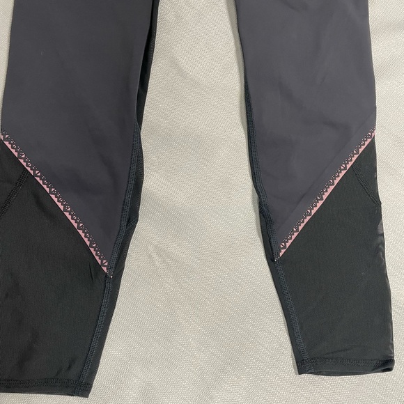 Ivivva by lululemon leggings - Grey - X Small - Picture 3 of 4